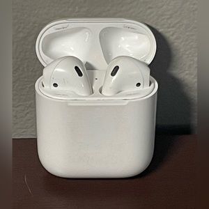 Apple AirPods 2nd Generation